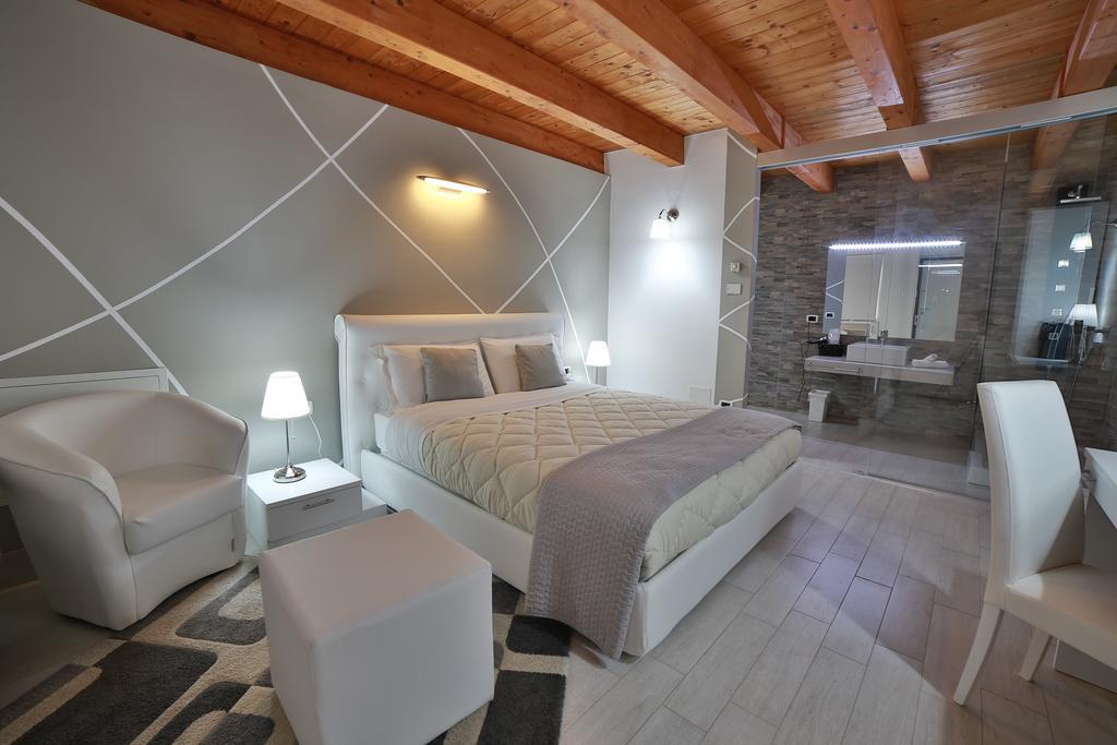 Villa Giulia Del Cavaliere Castrovillari Kültér fotó